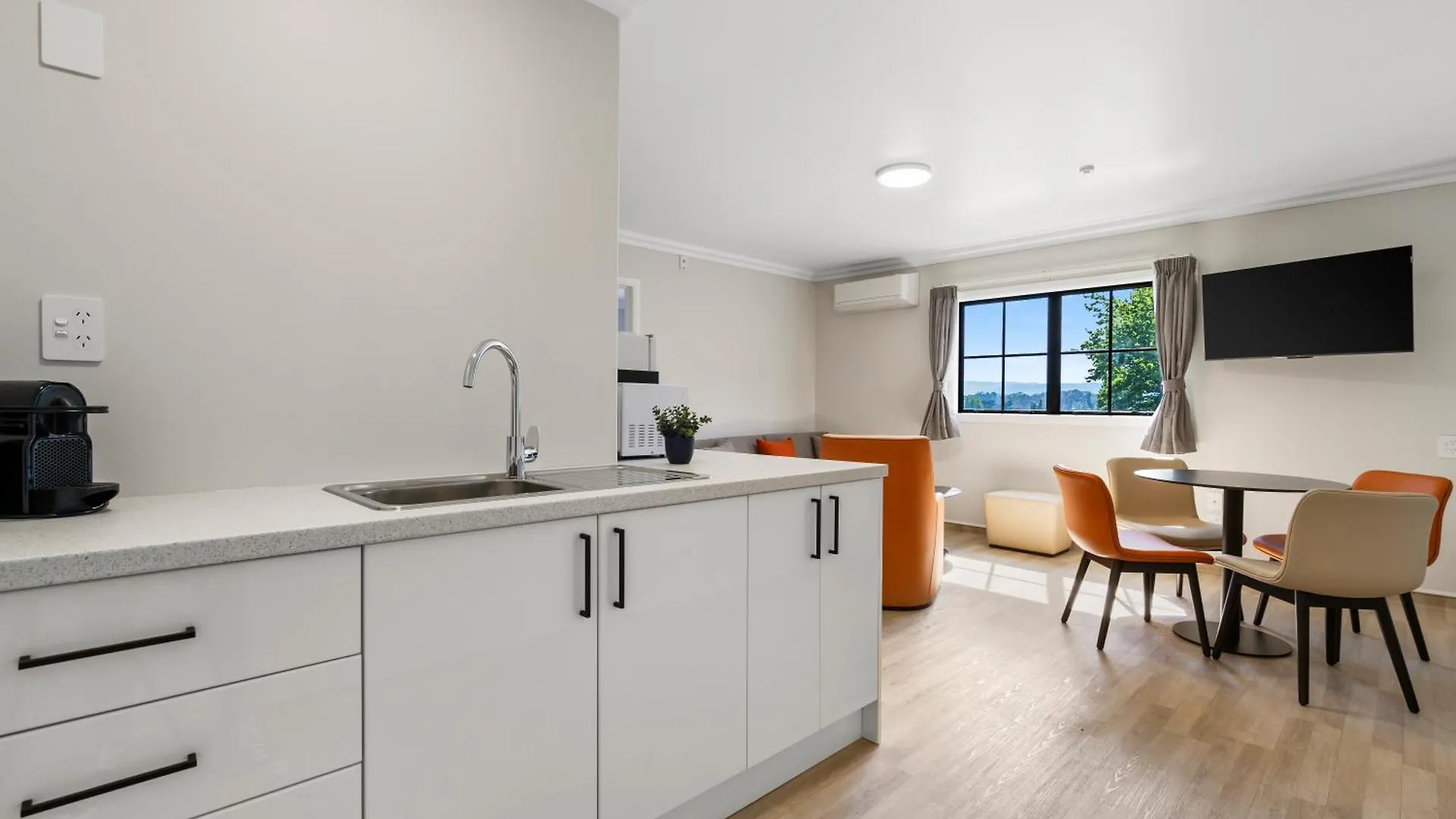 Stay 284 Rotorua - Refurbished Modern Accommodation Motel