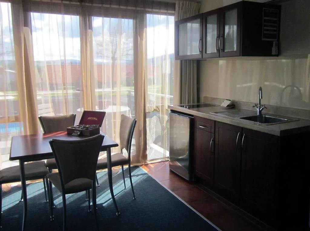 Motel Stay 284 Rotorua - Refurbished Modern Accommodation
