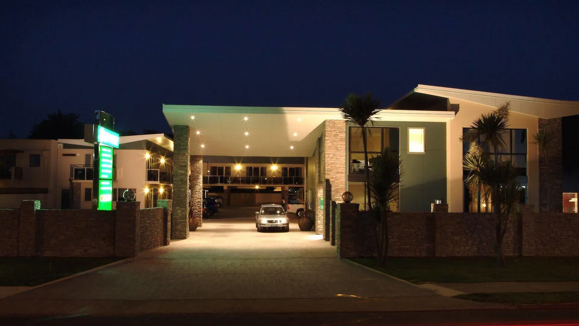 Motel Stay 284 Rotorua - Refurbished Modern Accommodation